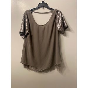 Womens bke top from the buckle XS